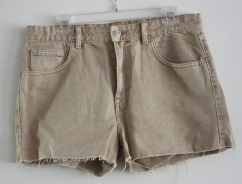 Bruine korte broek maat 42