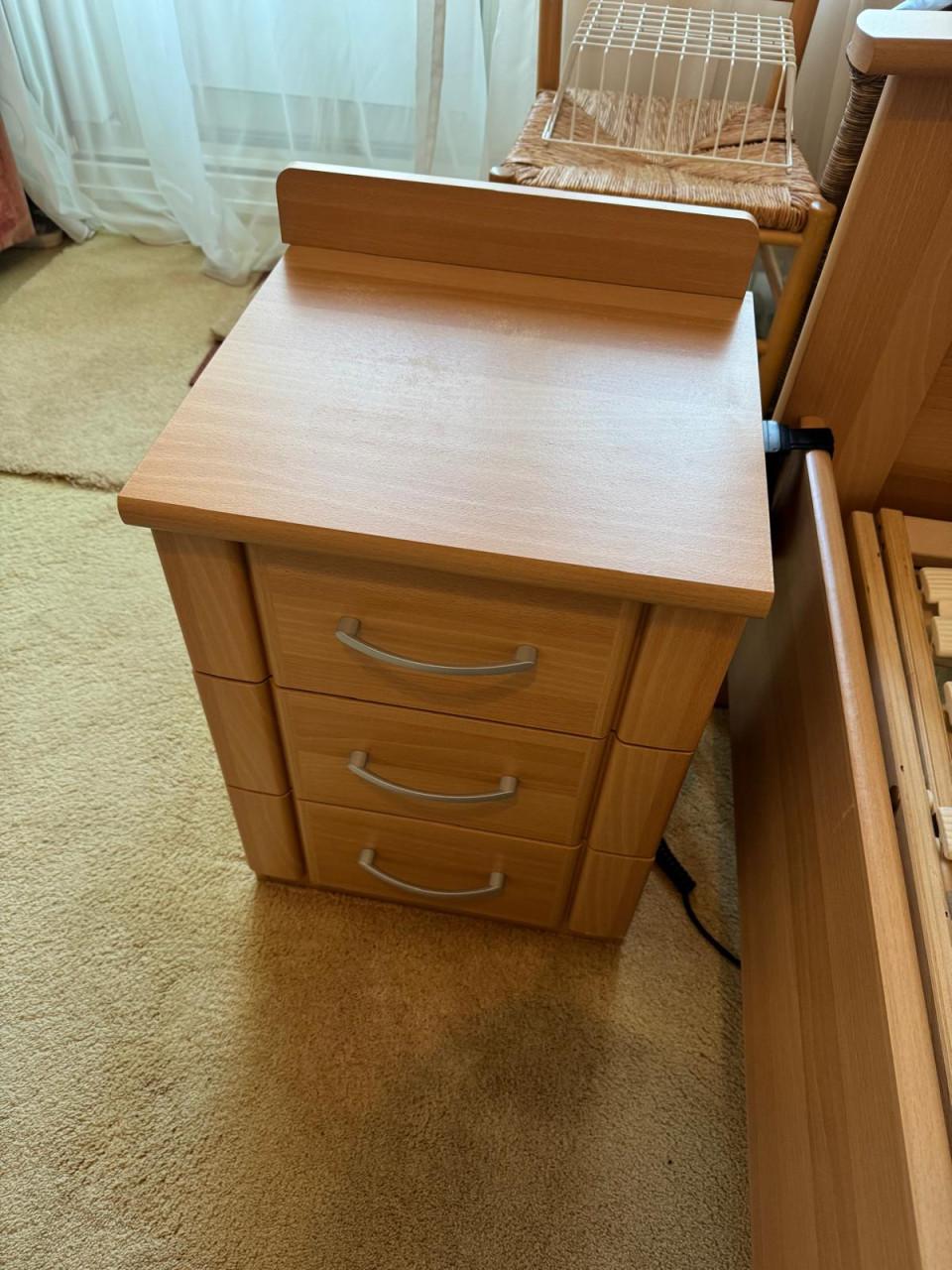 Senioren  ledikant electrice  hout