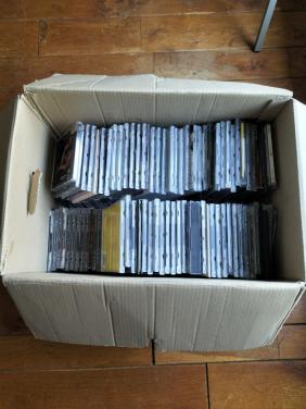 Verhuisdoos vol cd's