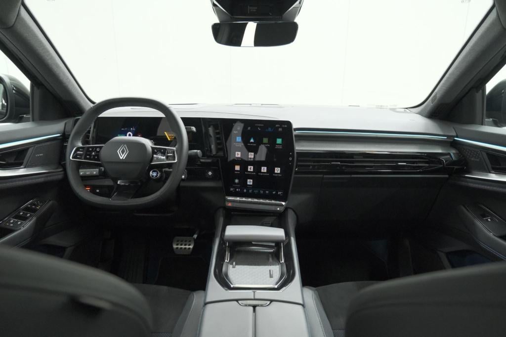 Renault Rafale 1.2 e-tech 4x4 plug-in hybrid 300 atelier alpine | pack ligh