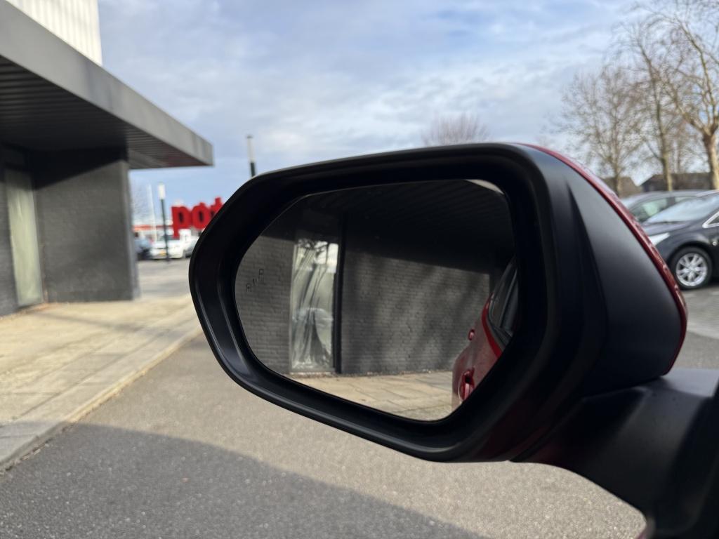 Toyota Yaris 1.5 hybrid 115 bns