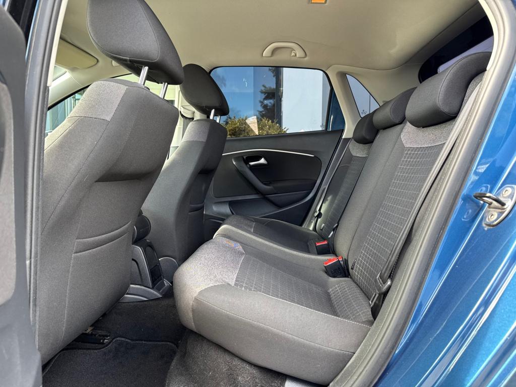 Volkswagen Polo 1.0 comfortline * stoelverwarming * clima * pdc 2x