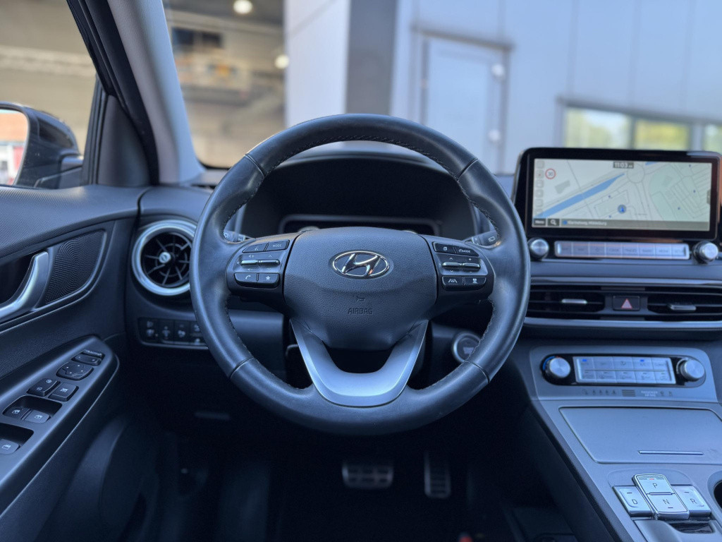 Hyundai Kona ev fashion 64 kwh | navigatie | camera | head-up display | pre