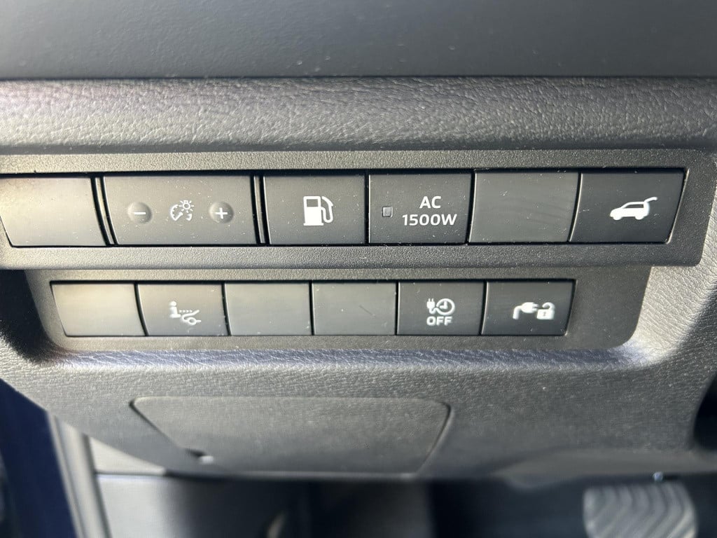Mitsubishi Outlander 2.4 phev first edition caravantrekker van het jaar!