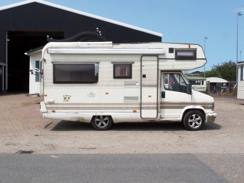 Dethleffs alkoof camper voor 5 personen