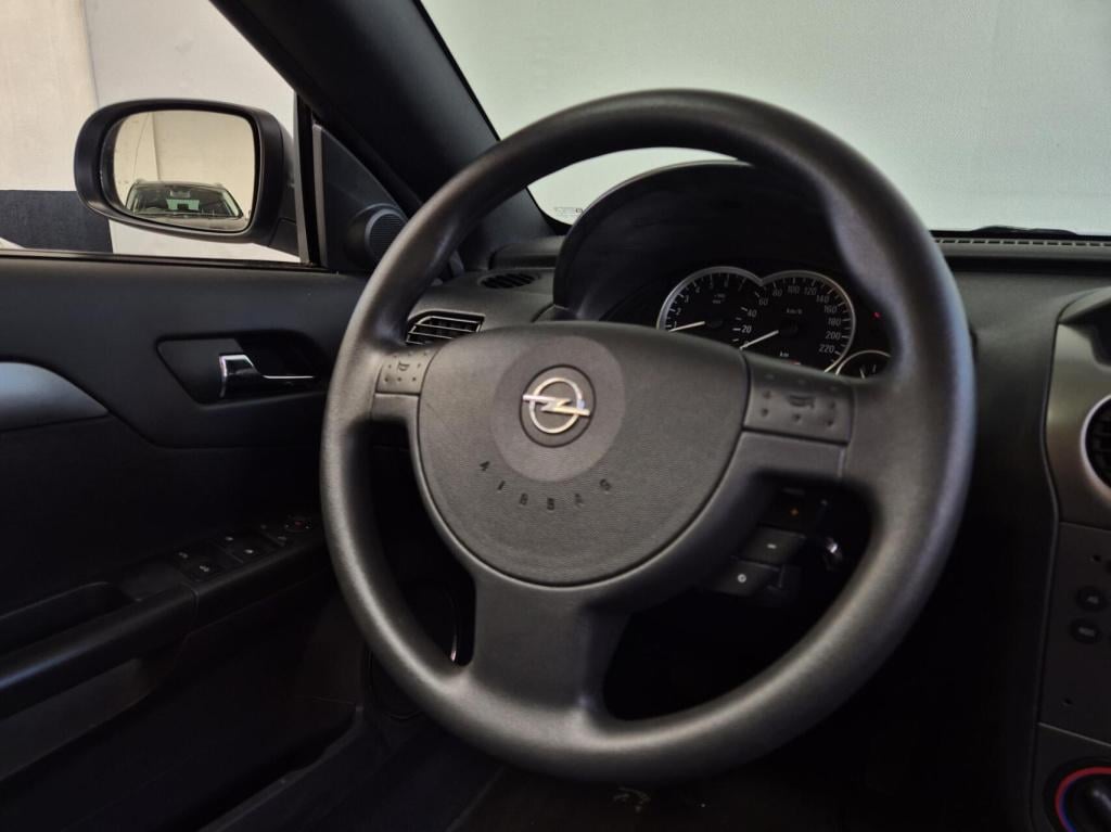 Opel Tigra twintop 1.4-16v rhythm