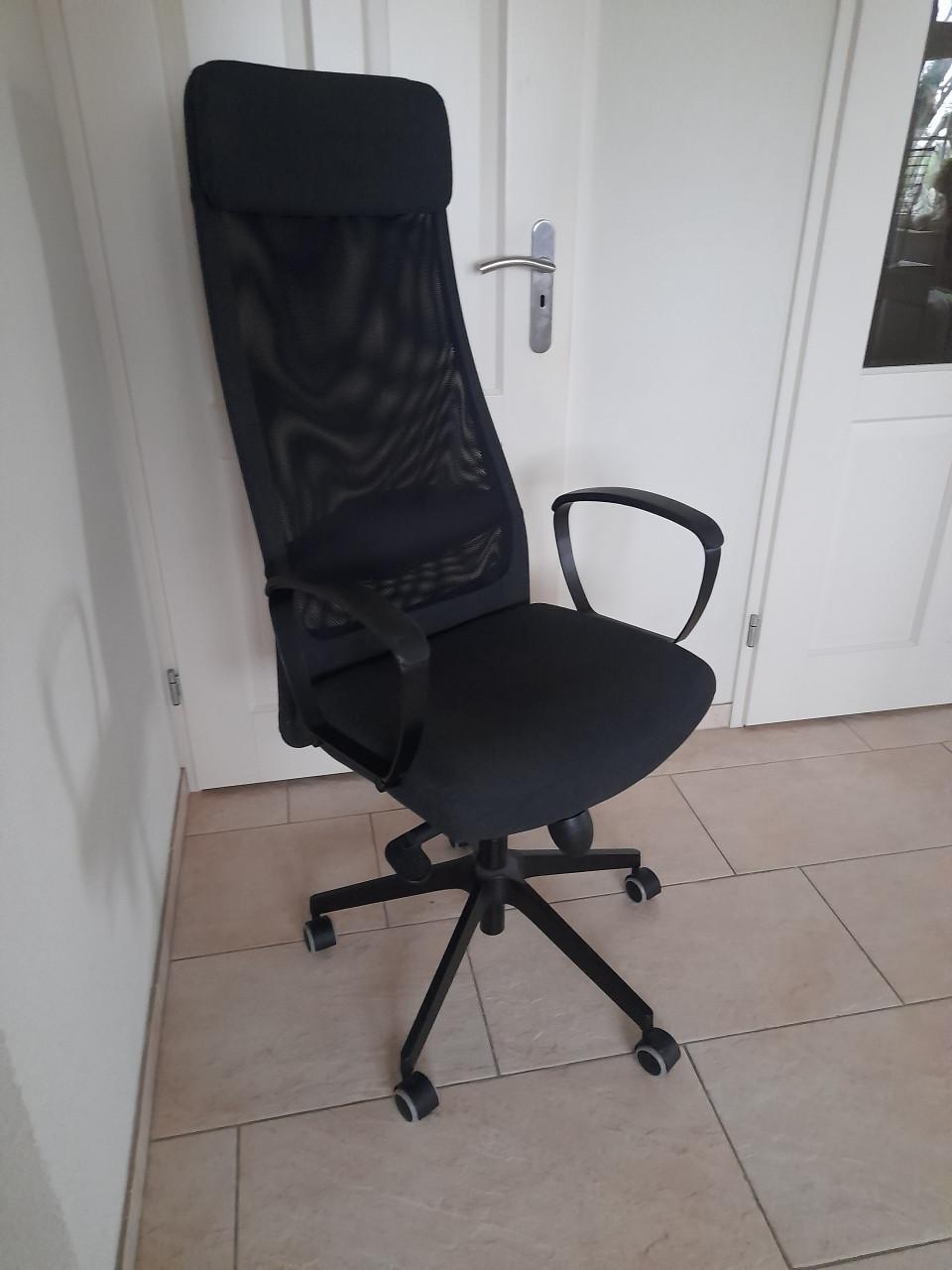 Bureaustoel (in goede nette staat )