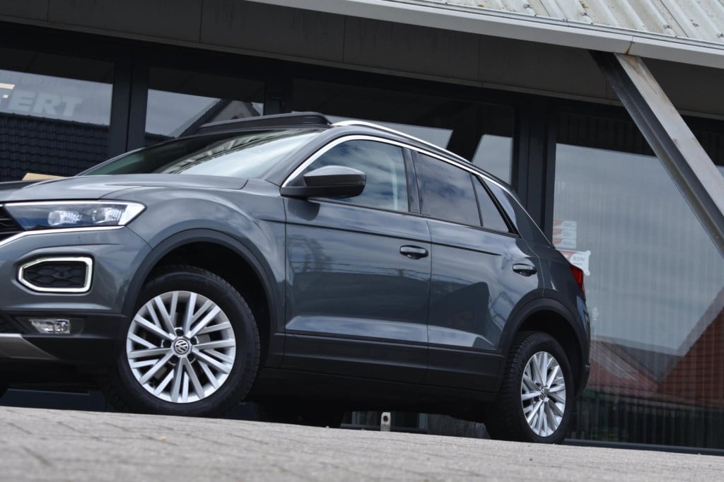 Volkswagen T-roc 1.0 tsi | panoramadak | camera | dealer onderhouden | nap 