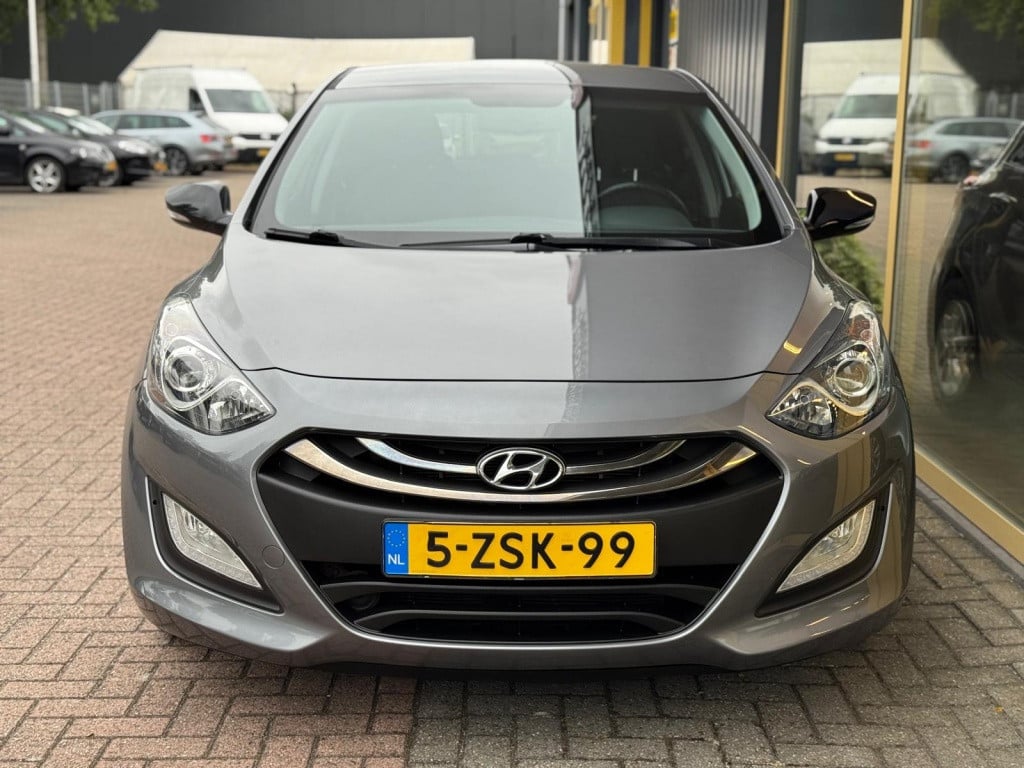 Hyundai I 30 1.6 gdi go!