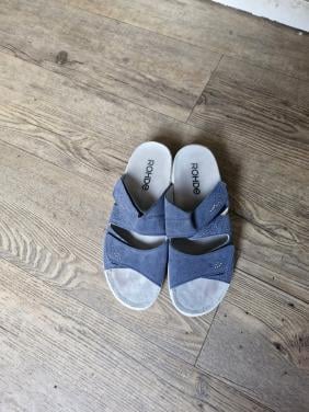 Slippers
