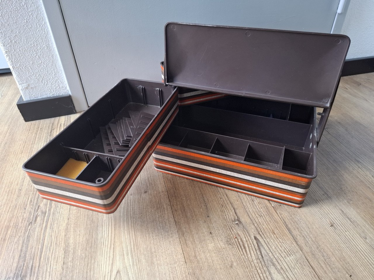 Vintage naaibox/opbergkist
