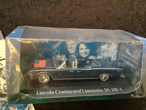 Lincoln Continental Limousine SS-100-X (Jf Kennedy)