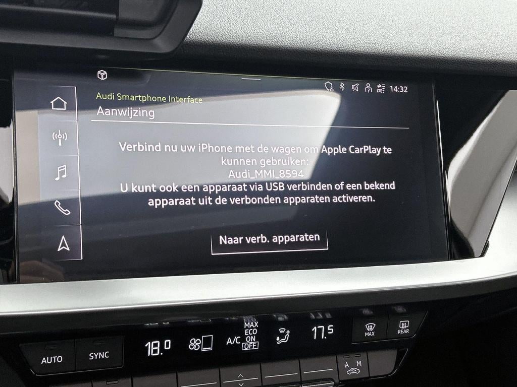 Audi A3 sportback 30 tfsi s edition | automaat | panoramadak | apple carpla