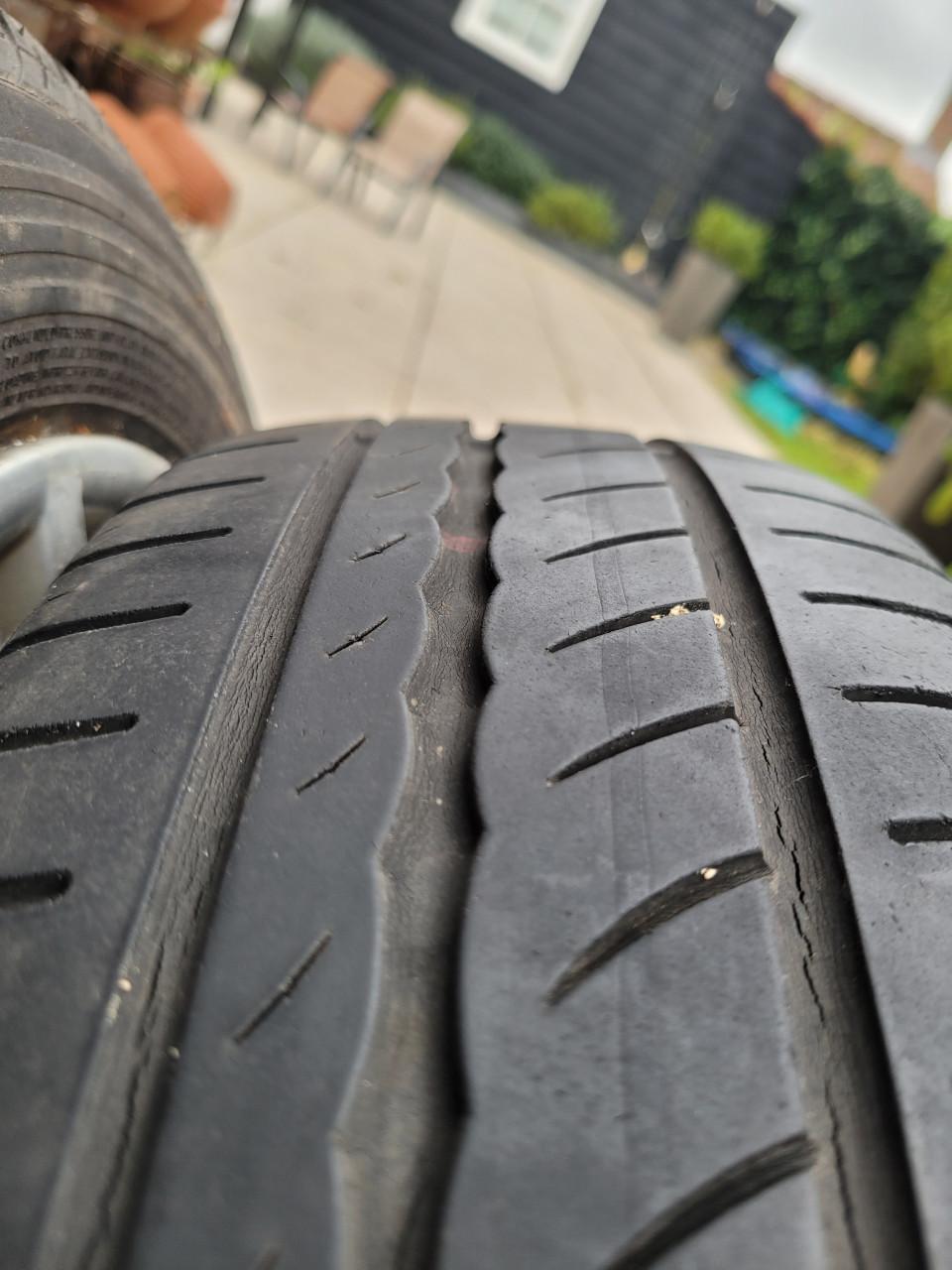 Banden met velg (175/65 R15 84T)