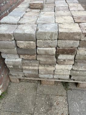 Gratis af te halen 14x14x6
