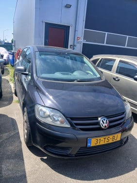 VW Golf Plus 1.6 FSI-Hoogzitter-2007 km.126345 NAP-Airco-6versn.bak-4500,=