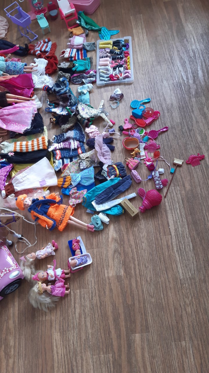 Hele partij barbie's en toebehoren