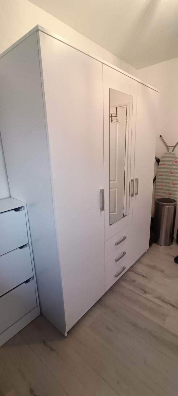 Kledingkast 150cmx60cmx200cm Jysk