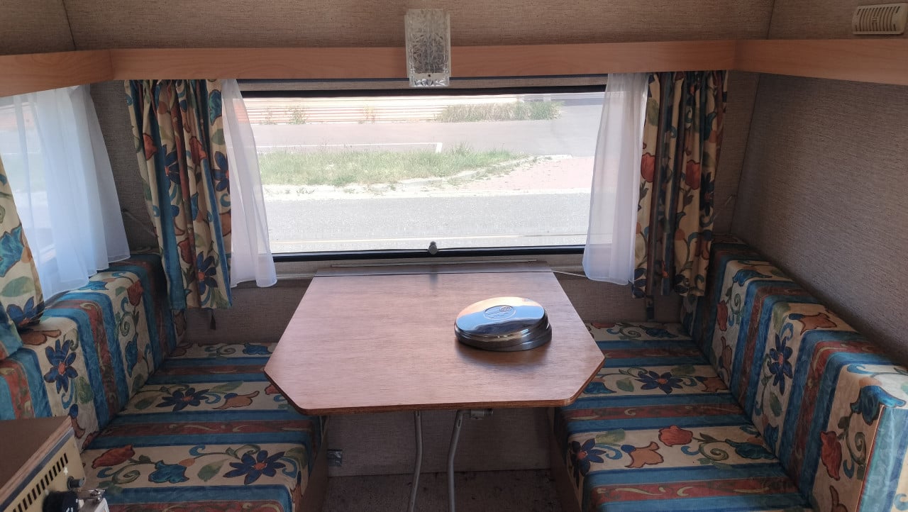 RETRO IT caravan