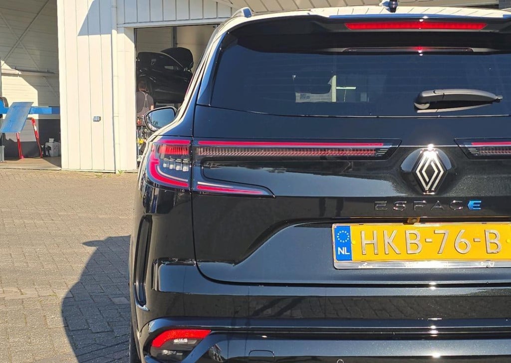 Renault Espace e-tech full hybrid 200 esprit alpine 5p.