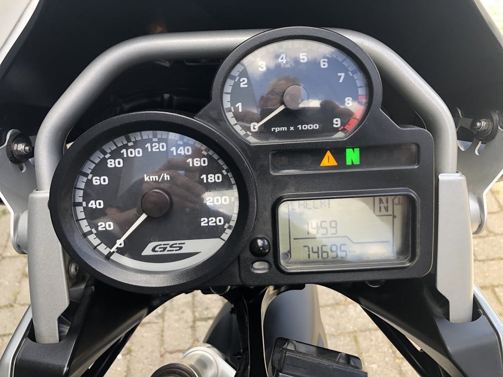 BMW R1200GS ABS uit 2008 met 74 dkm, kofferset, valbeugel, rijklaar €5450,-
