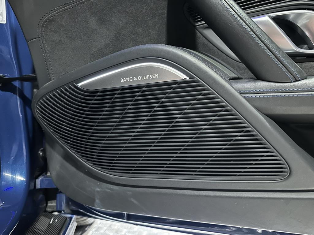 Audi R8 5.2 performance quattro 620pk *btw*b&o*keramisch*bucket seats*carbo