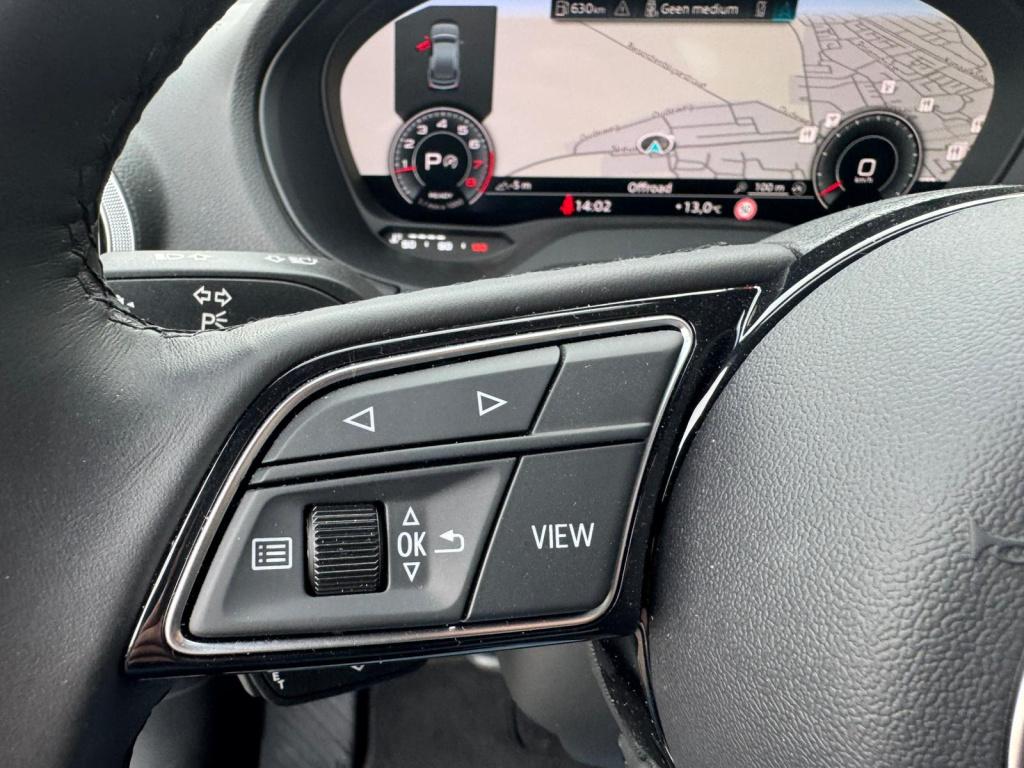 Audi Q2 35 tfsi s edition