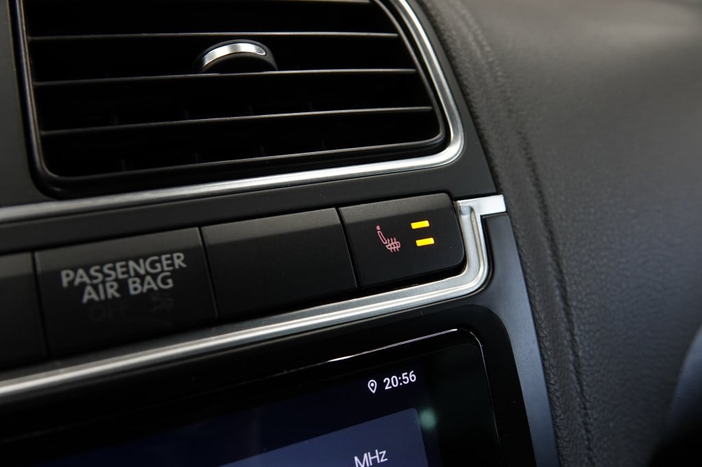 Volkswagen Polo 1.4-16v highline | carplay | cruise | xenon | pdc |