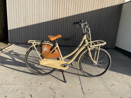 Damesfiets/ transportfiets.