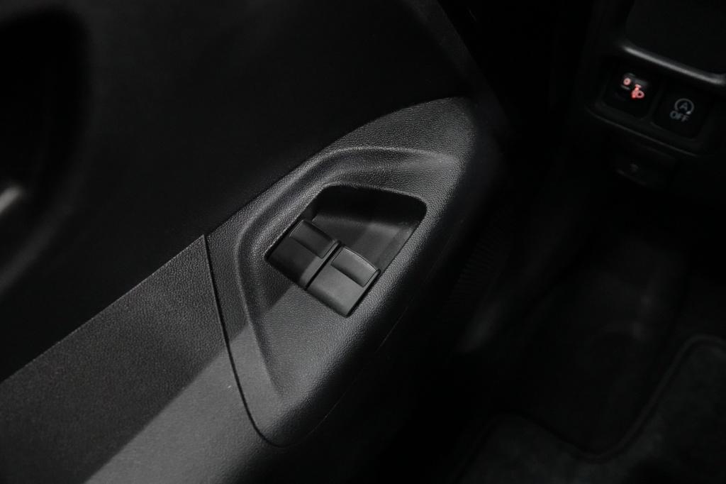 Peugeot 108 1.0 e-vti active | nl auto | bluetooth | airco |