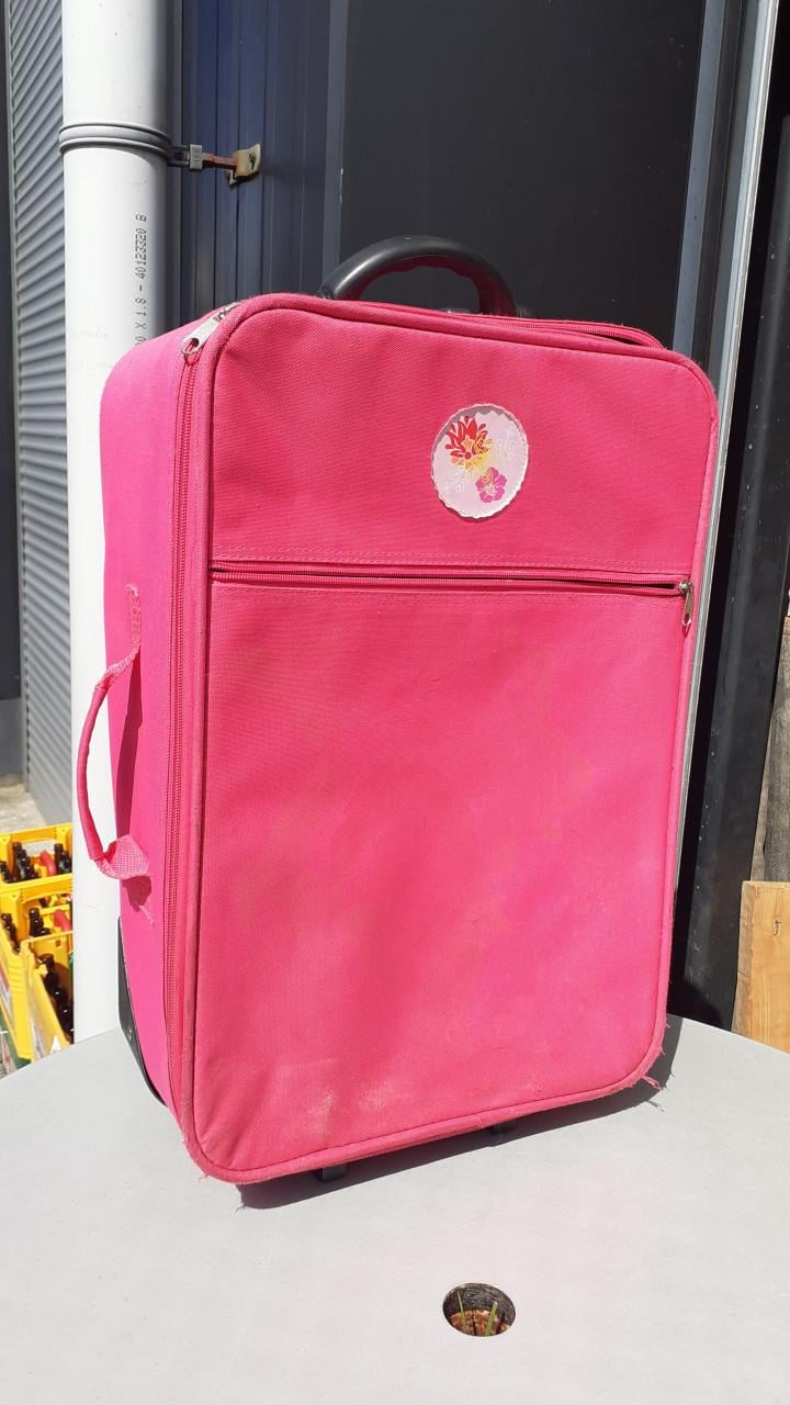 Rol-Koffers roze / groen & tas, blauw met inhoud rugzak + tas + kleine tas