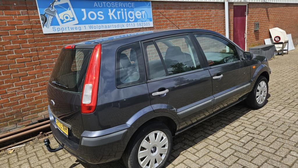 Ford Fusion 1.4-16v champion