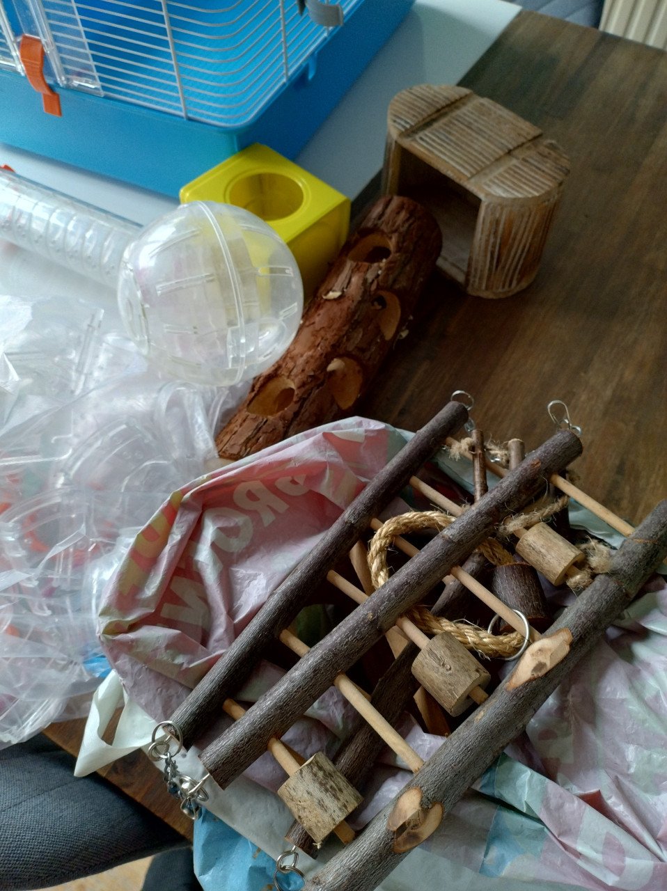 Hamsterkooi en toebehoren