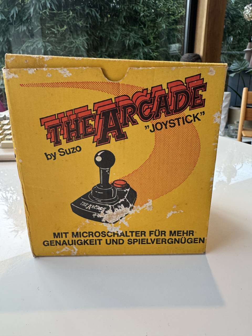 Commodore 128 computer met data recorder en joystick