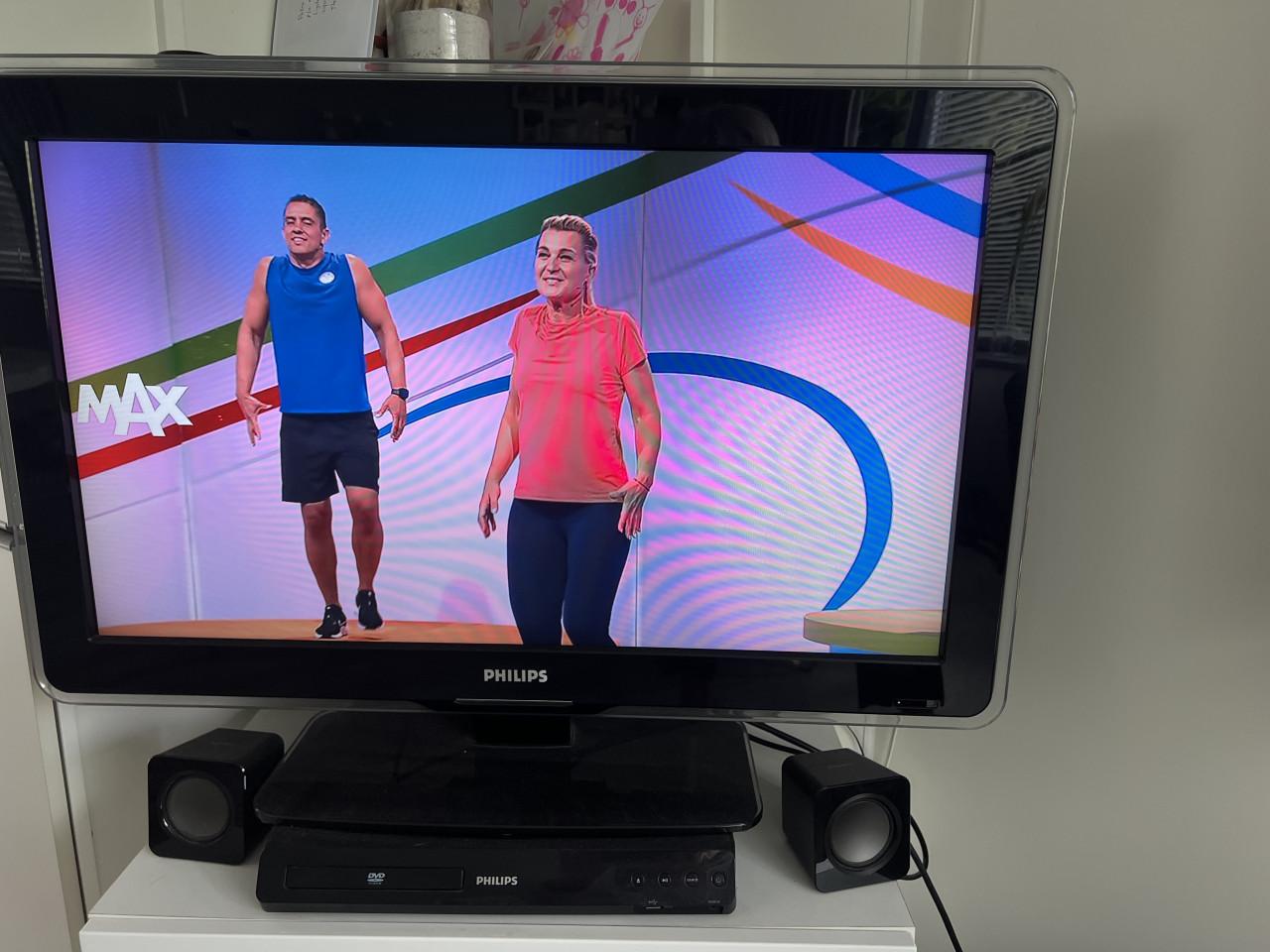 Philips tv en Home Cinema set