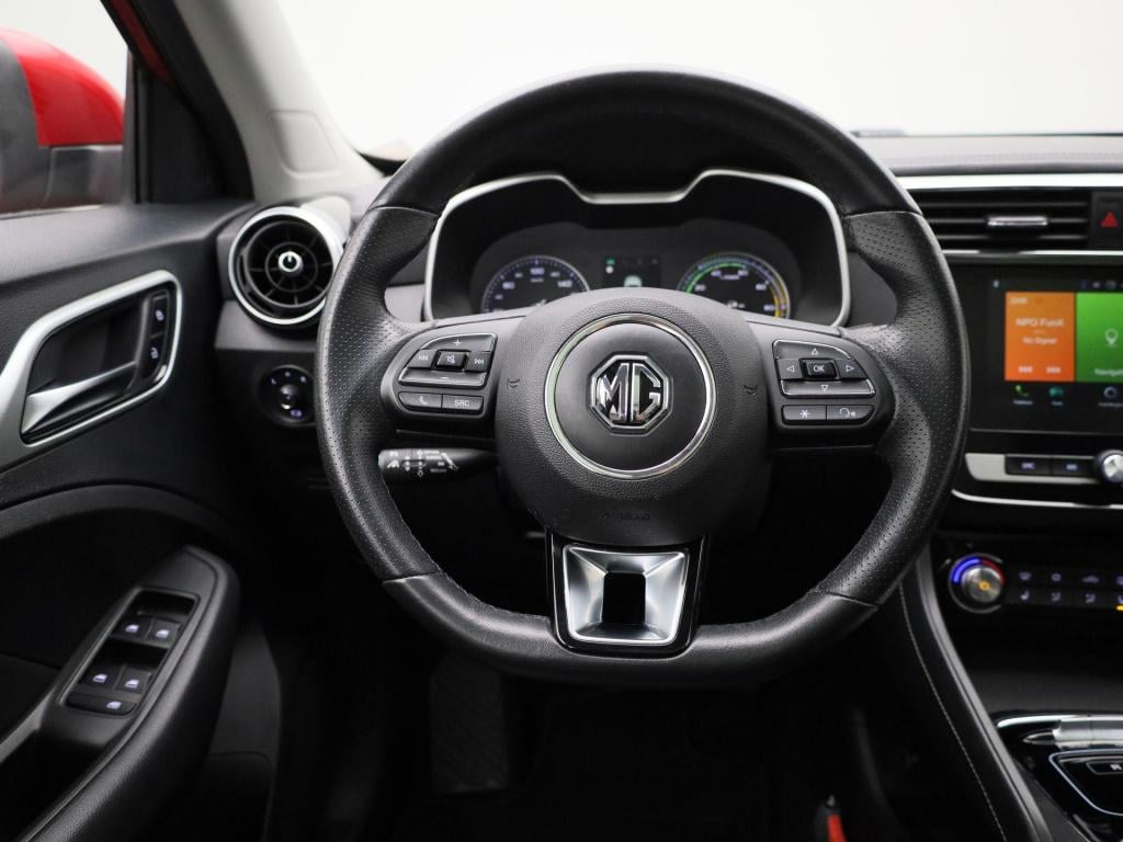 MG Zs Ev luxury 45 kwh | panoramadak | leder | apple carplay | camera | sto