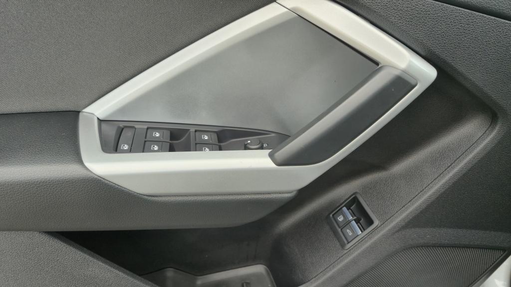 Audi Q3 45 tfsi e edition | hybride | led | clima | navi | acc | 19 inch