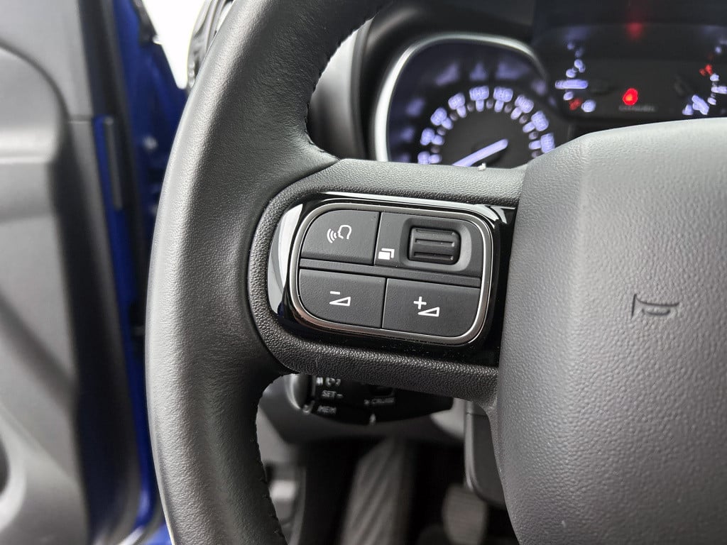 Citroen C3 Aircross puretech 110 pk shine | achteruitrijcamera | parkeersen
