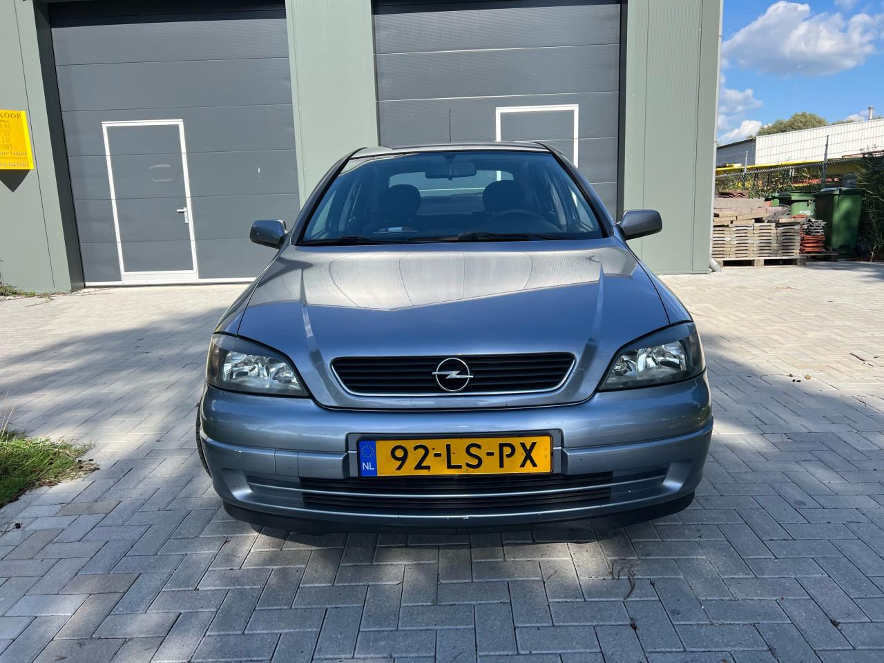 Opel Astra 1.6 Njoy 159.636KM Automaat