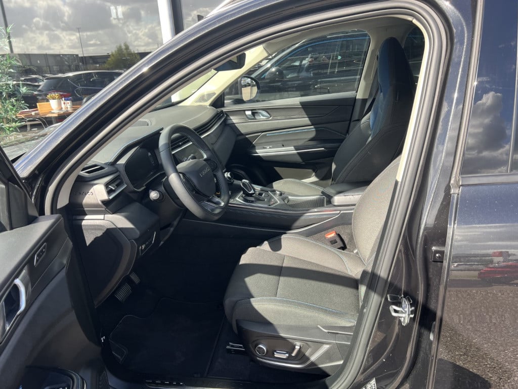 Lynk & Co 01 1.5 261pk plug in hybrid , 360 camera , pano dak , adaptive cc