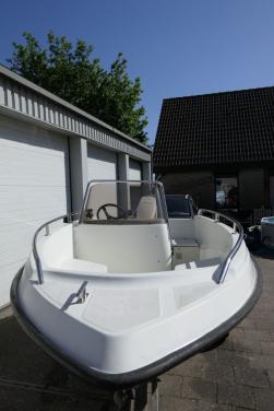Te koop console boot 40pk