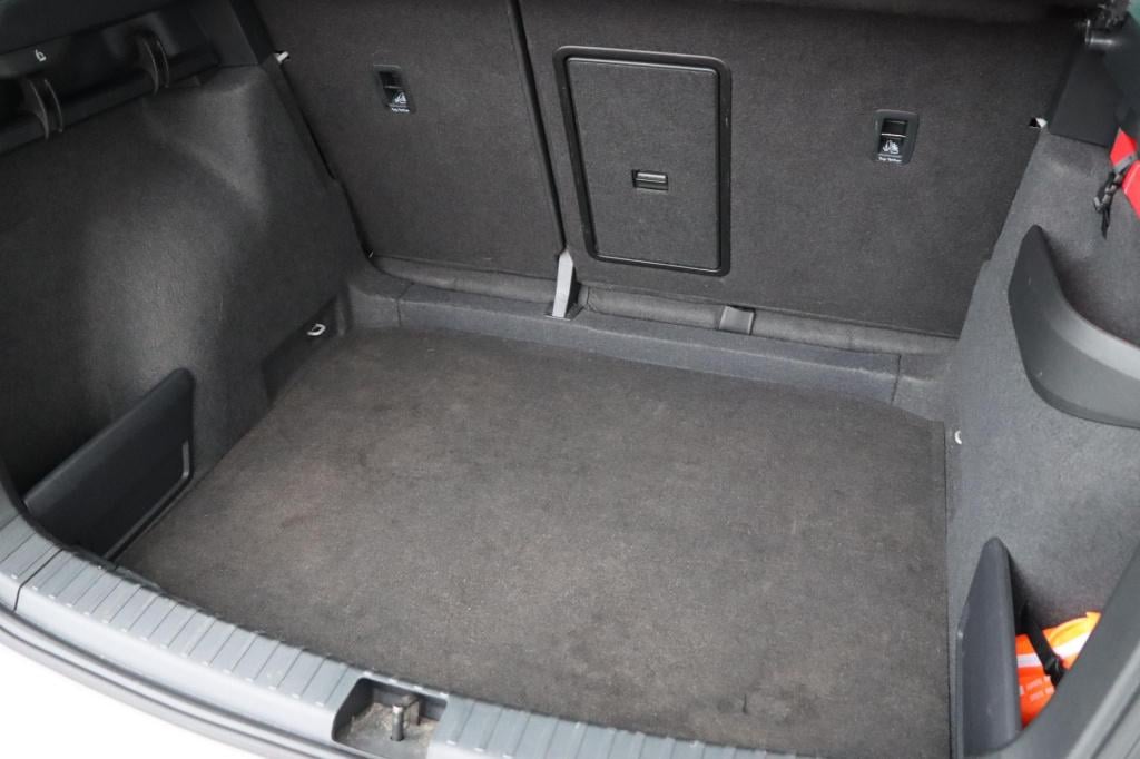 Skoda Karoq 1.5 tsi act sportline business