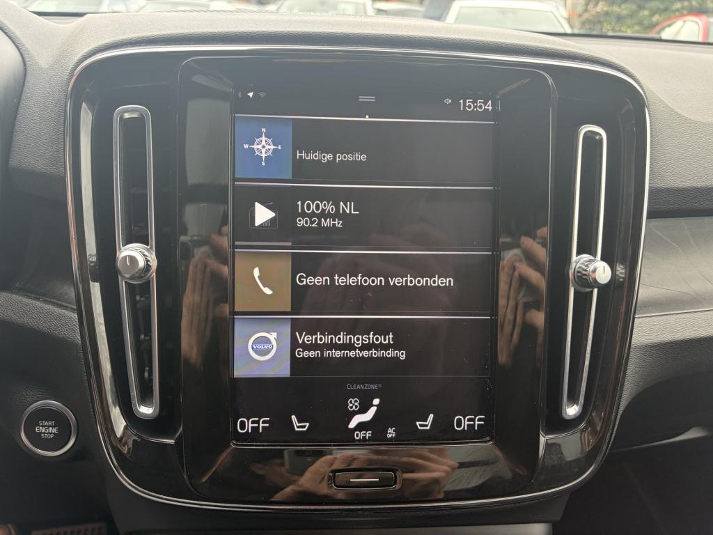 Volvo XC40 1.5 t5 plug-in hybrid ultimate dark