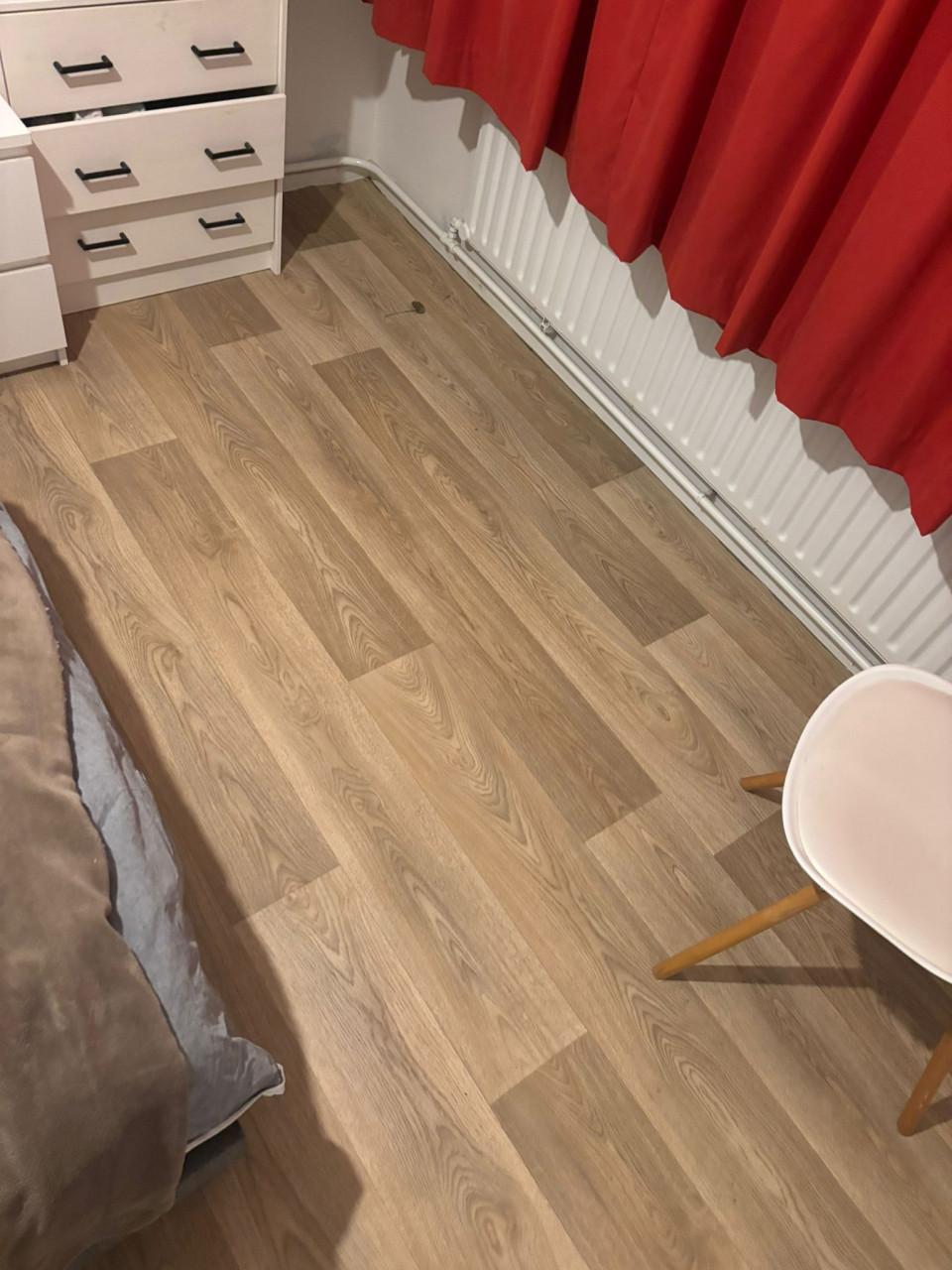 Vinyl vloer houtlook mooie kwaliteit