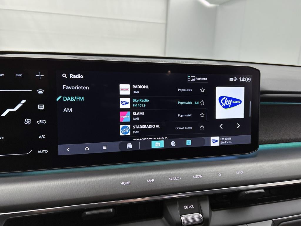 Kia Ev9 launch edition 99.8 kwh stuur/stoel-verwarming | hud | alarm | trek