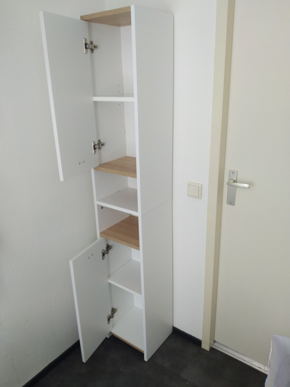 Badkamerkast