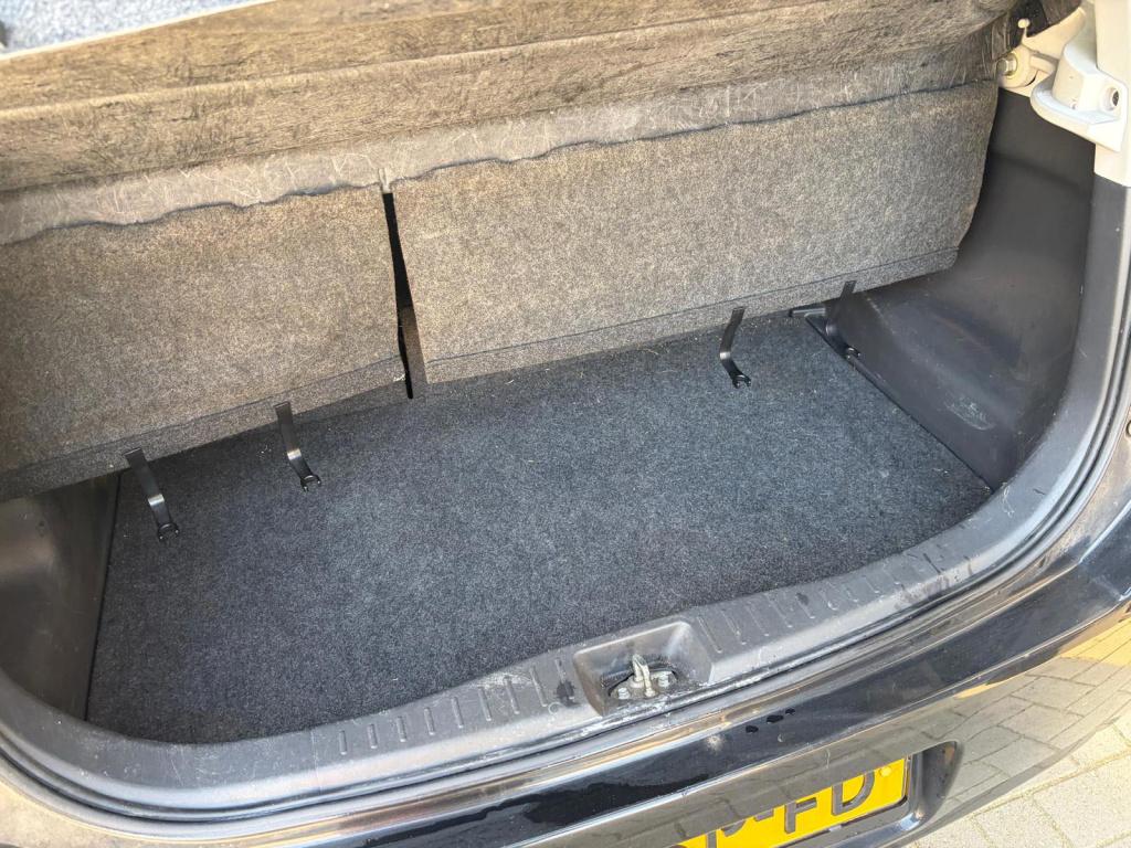 Daihatsu Sirion 2 1.3-16v comfort