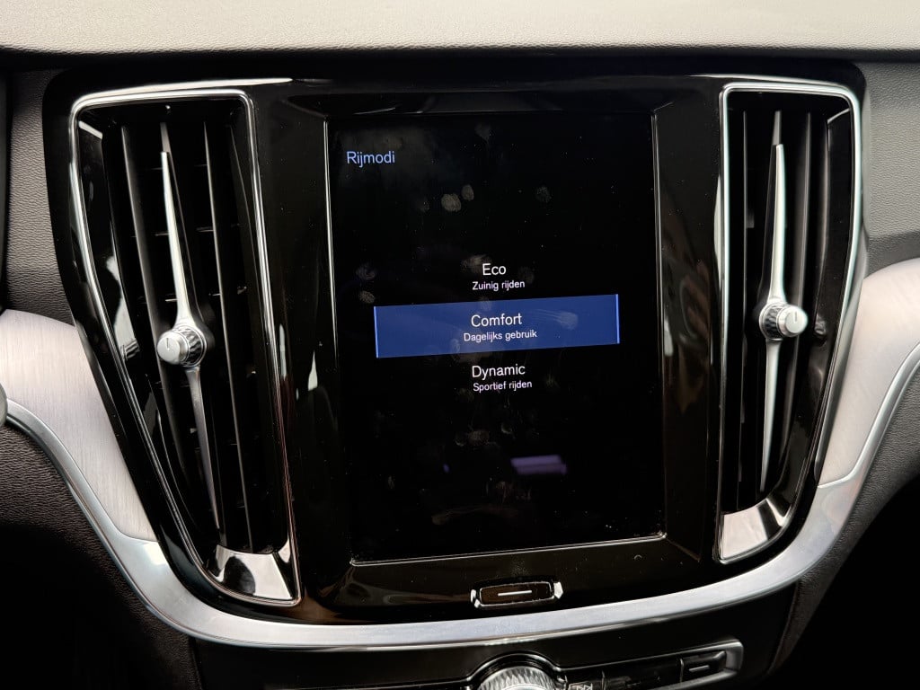 Volvo V60 2.0 b3 business pro