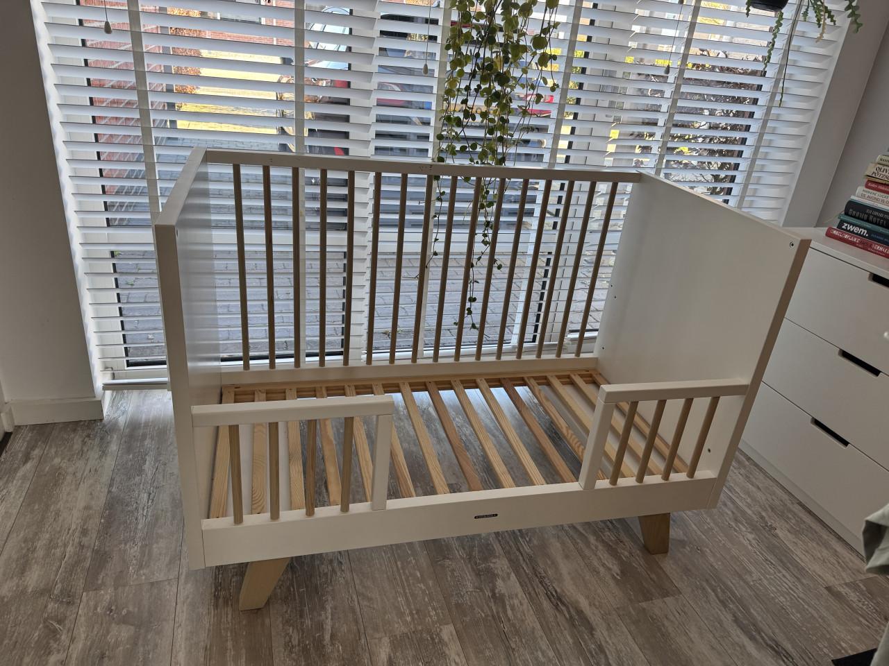 Commode en ledikant incl. peuter instaphekje