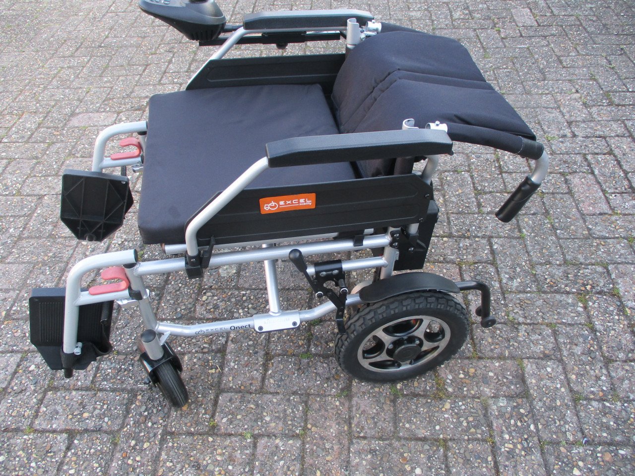 Zgan Excel Qnect opvouwbare elektrische rolstoel + nieuwe accu,s en oplader